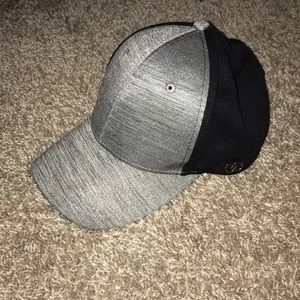 CALIA grey black athletic hat VGUC